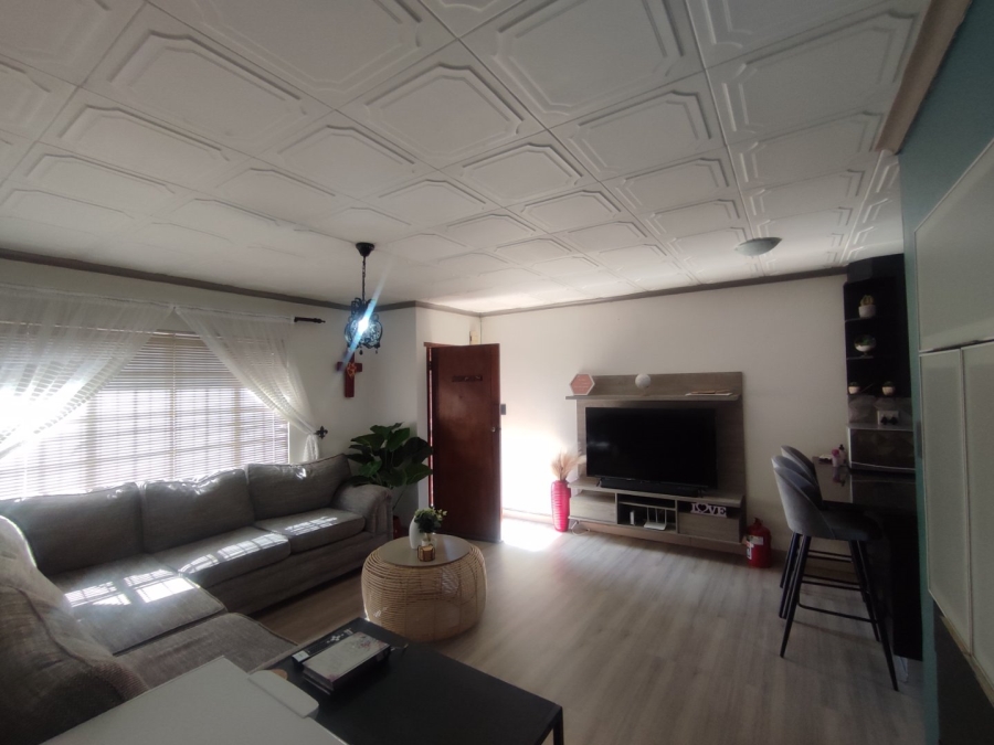 2 Bedroom Property for Sale in Willows Free State